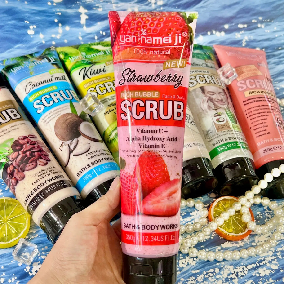 Strawberry Scrub Deep Cleansing Exfoliating Rejuvenating Skin Brightening Skin Removing Chicken Skin Facial Body Scrub Bath Salt