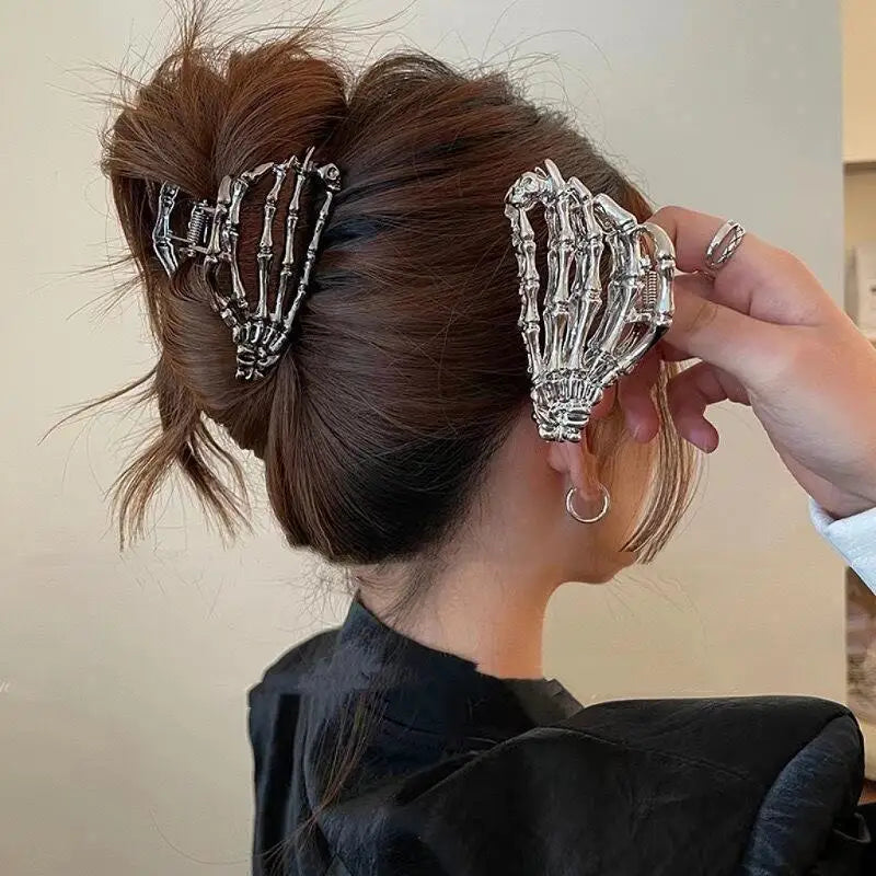 Skeleton Hand Hair Clip Gothic Claw Hair Claw Strong Hold Statement Styling for Party Daily Wear