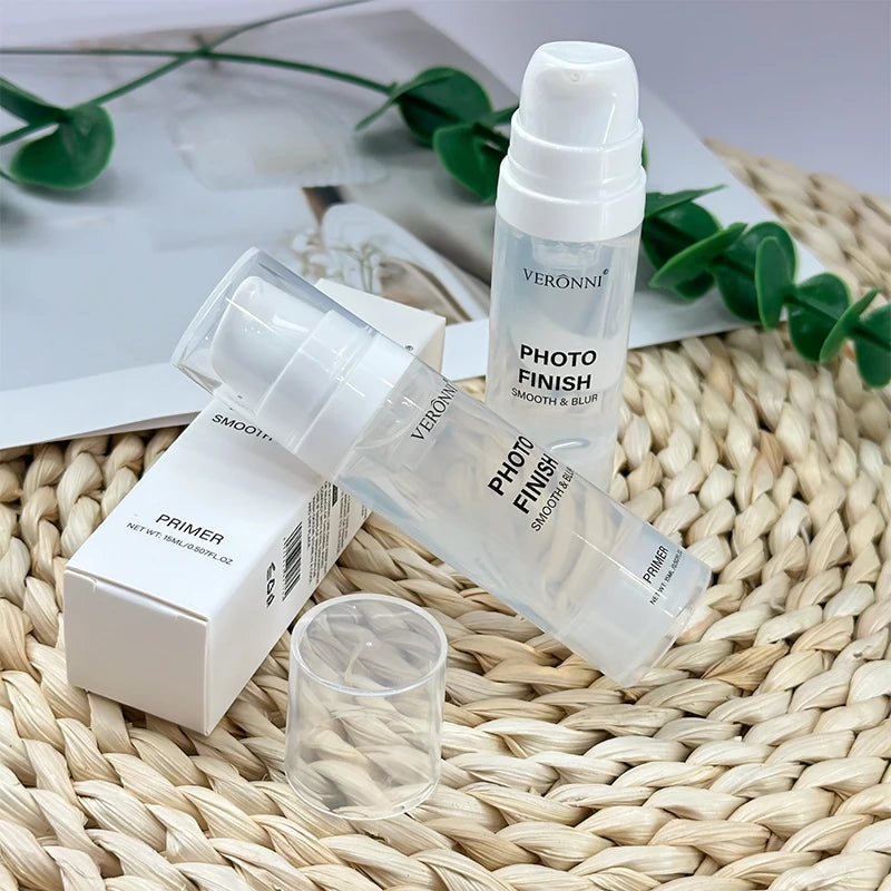 15ml Clear Primer with Lightweight Hydration, Pore-Blurring Effect, and a Natural Soft-Focus Finish. The Perfect Base for Smooth