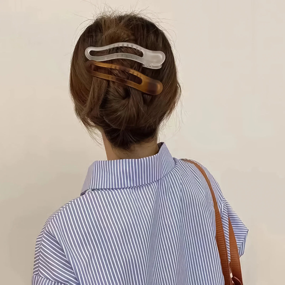 Large Duckbill Hair Claw Clip Resin Non-Slip Hair Clamp for Styling Ponytails Buns and Half Updos Women Girls Kids Accessories