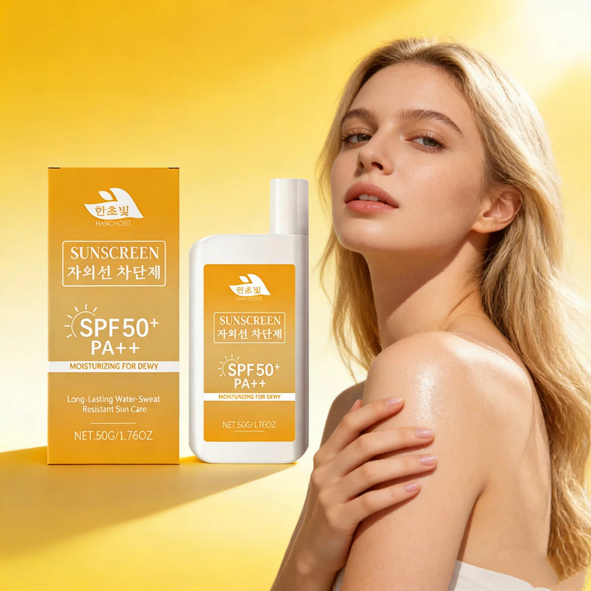Lightweight Hydrating Sunscreen SPF 50++ Long Lasting UV Protection Fast Absorb No Sticky Oil Control Refreshing Sunblock Lotion
